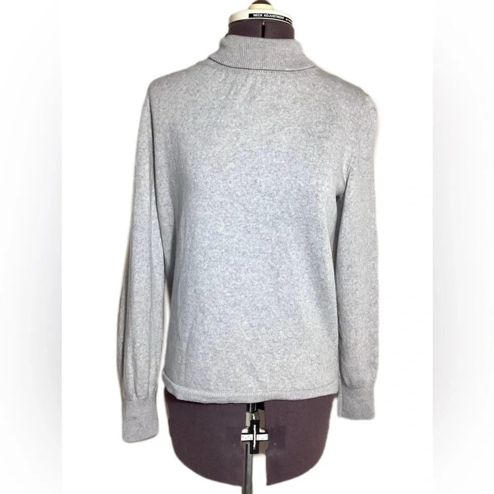 Ann Taylor 100% Merino Wool Turtleneck Sweater M - Picture 2 of 14